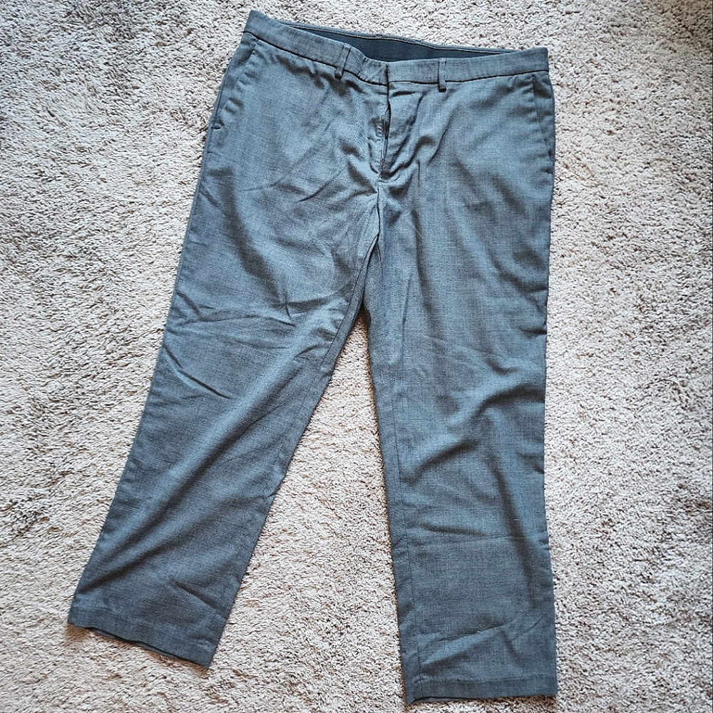 Men's 40"x29" gray dress pants